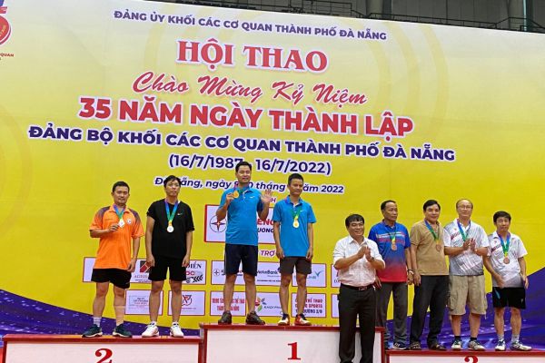 tham-gia-hoi-thao-ky-niem-35-nam-thanh-lap-dang-bo-khoi-ccqtp55C792B7-4FED-DA69-2424-474AD76C6DC4.jpg